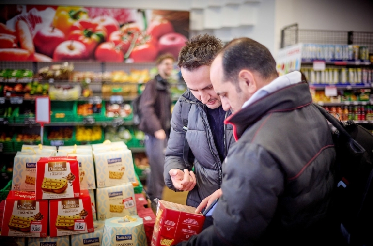 epicerie-fribourg-clients-rayon