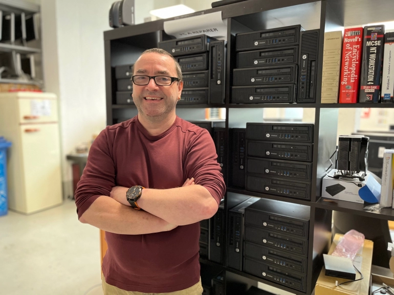 story-pascal-relange-atelier-informatique-caritas-vaud