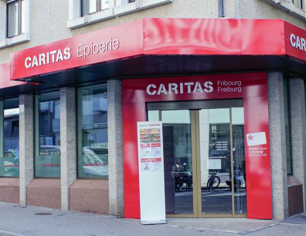 entrée-epicerie-caritas-fribourg